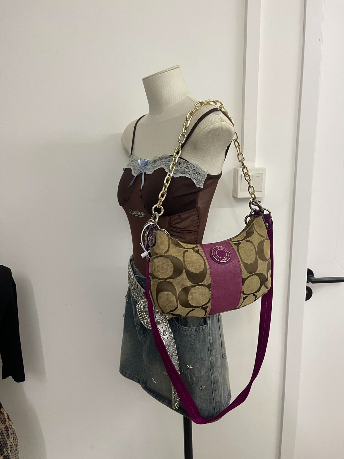 Vintage Coach Pink Signature Crossbody Bag 5