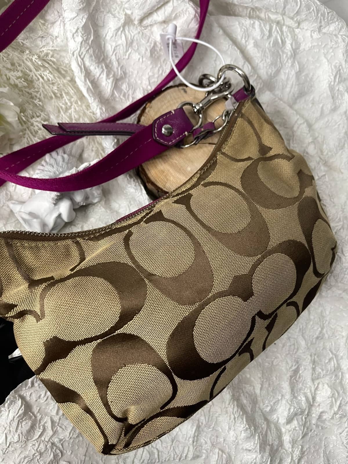 Vintage Coach Pink Signature Crossbody Bag 7
