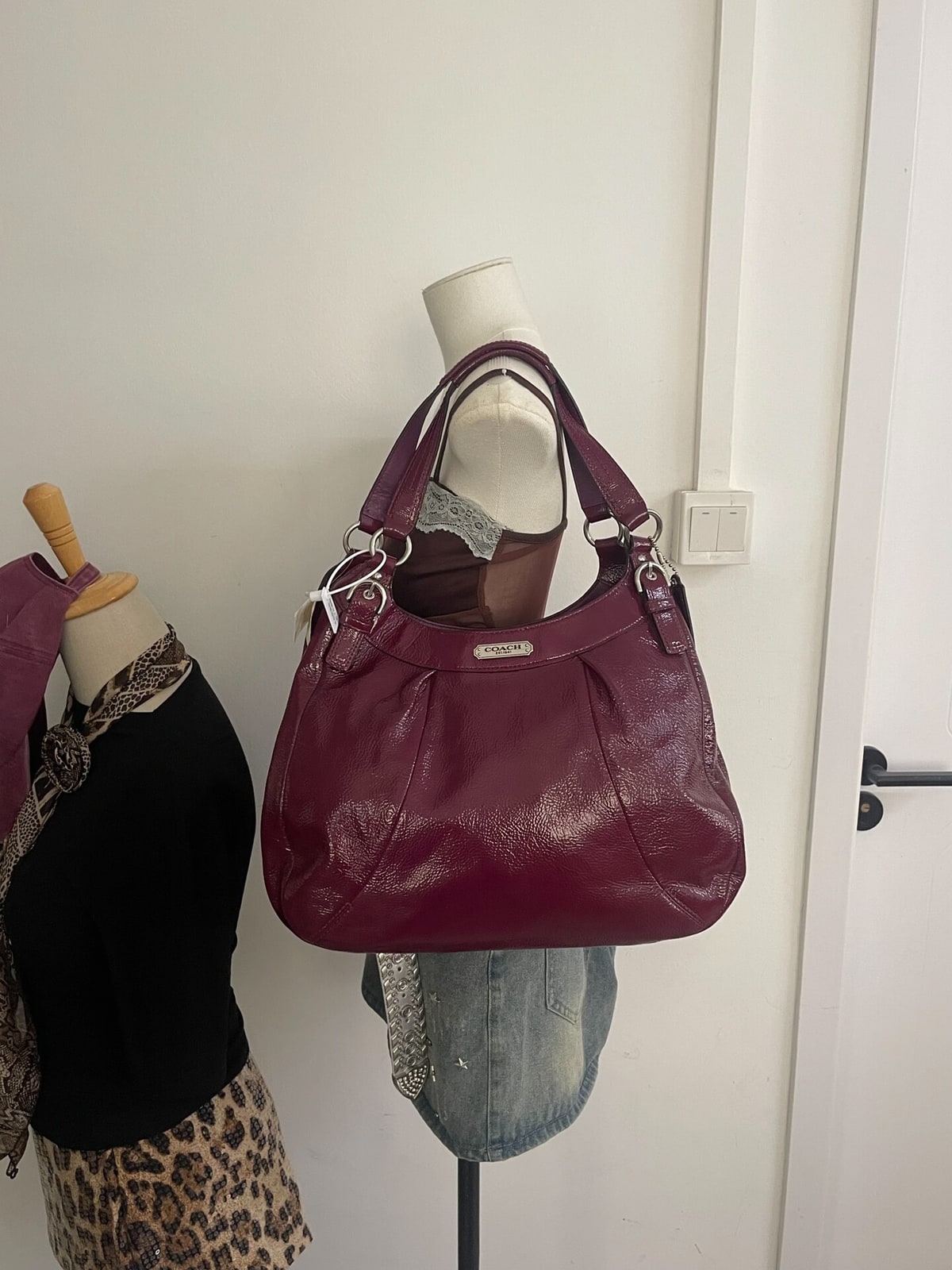 Vintage Coach Burgundy Patent Hobo Bag 9