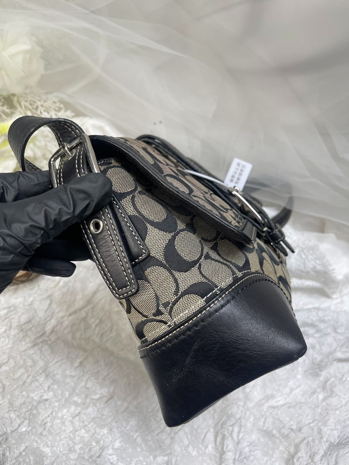 Vintage Coach Grey Signature Crossbody Bag 3