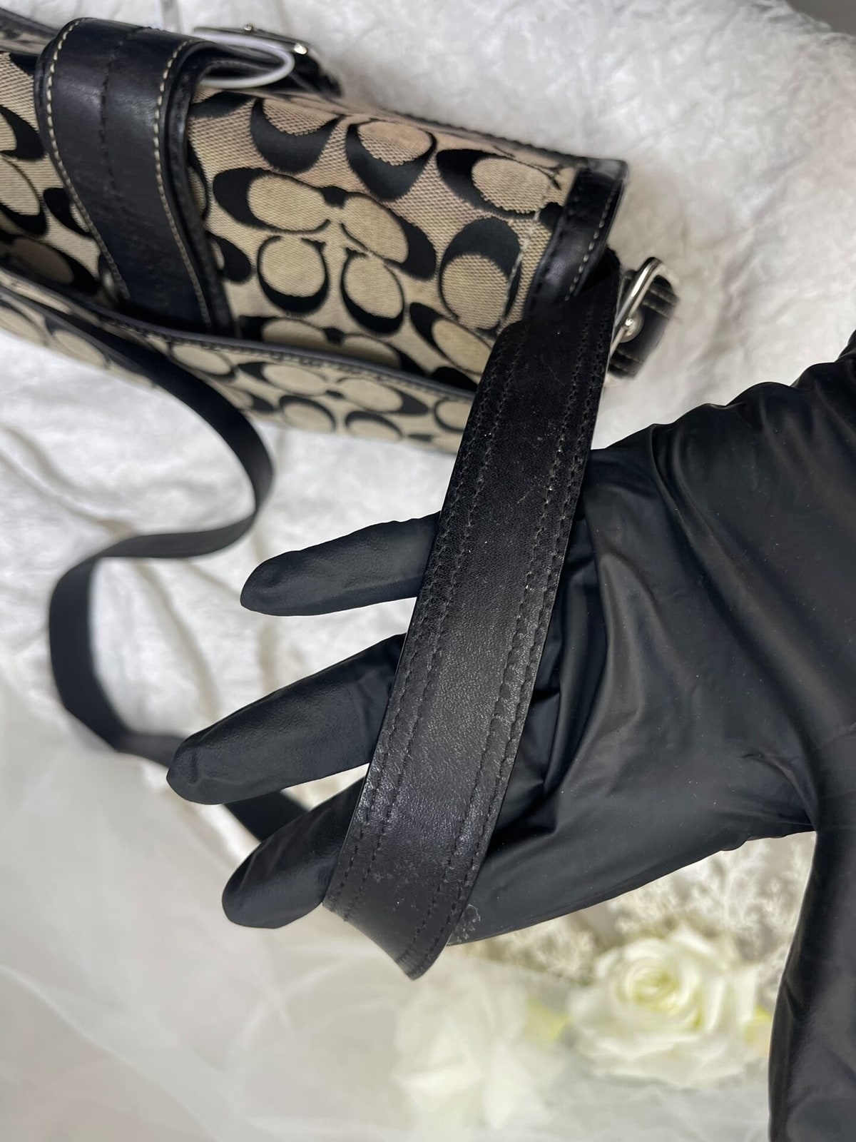 Vintage Coach Grey Signature Crossbody Bag 6