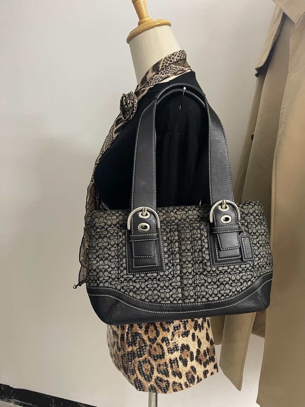 Vintage Coach Grey Mini Basket Shoulder Bag 8