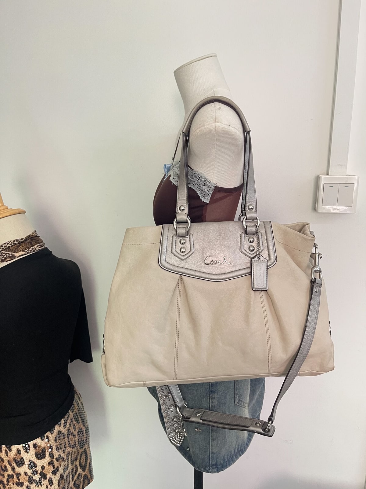 Vintage Coach Cream Ashley Carryall Shoulder Bag 9