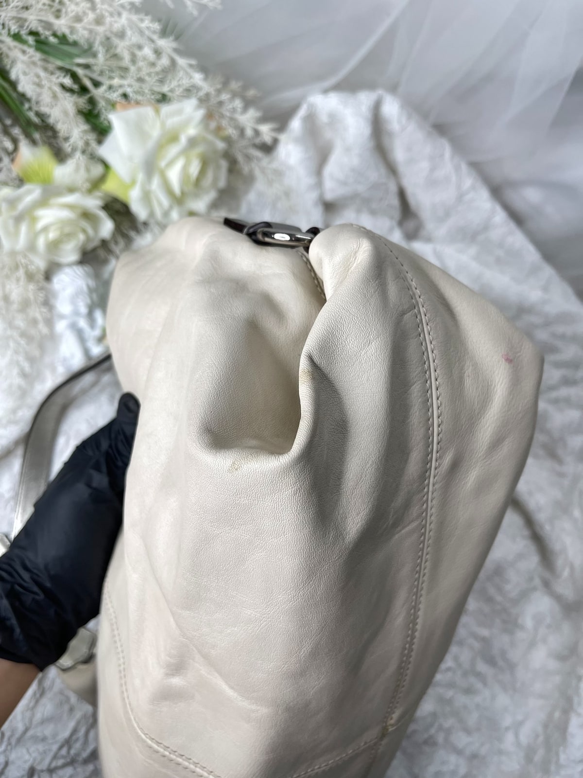 Vintage Coach Cream Leather Hobo Bag 7