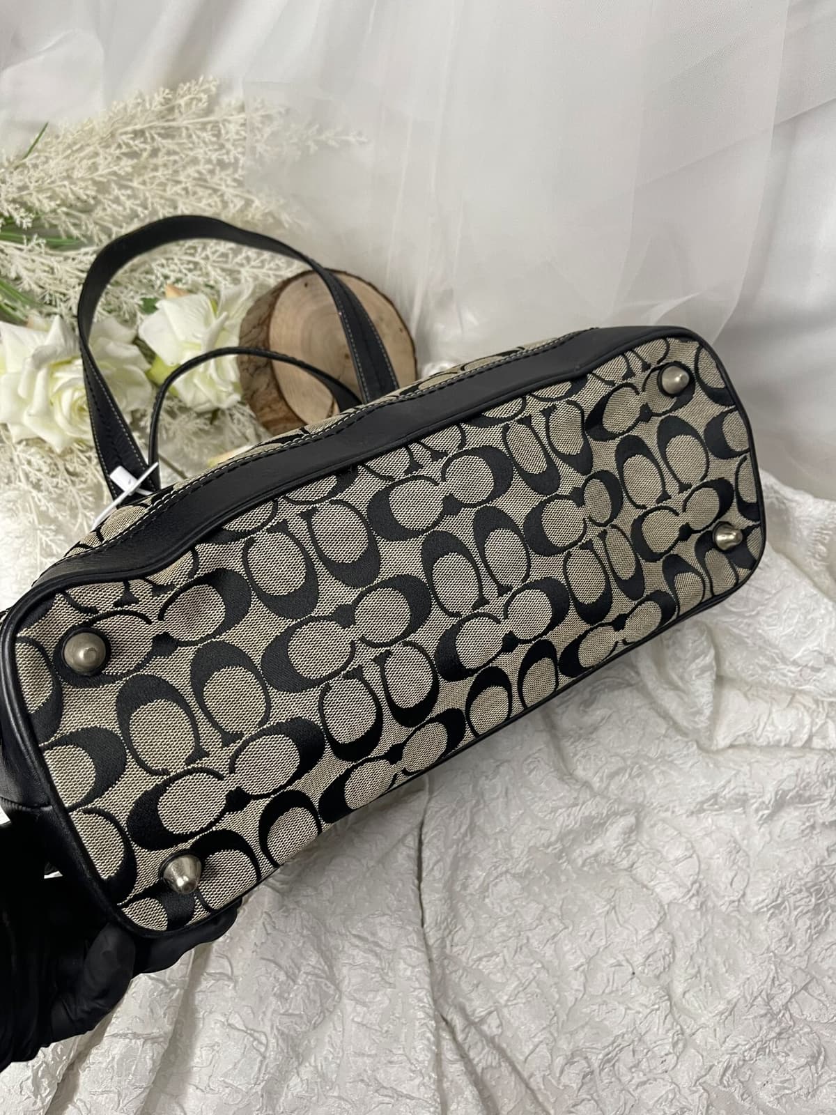 Vintage Coach Grey Signature Shoulder Bag 5