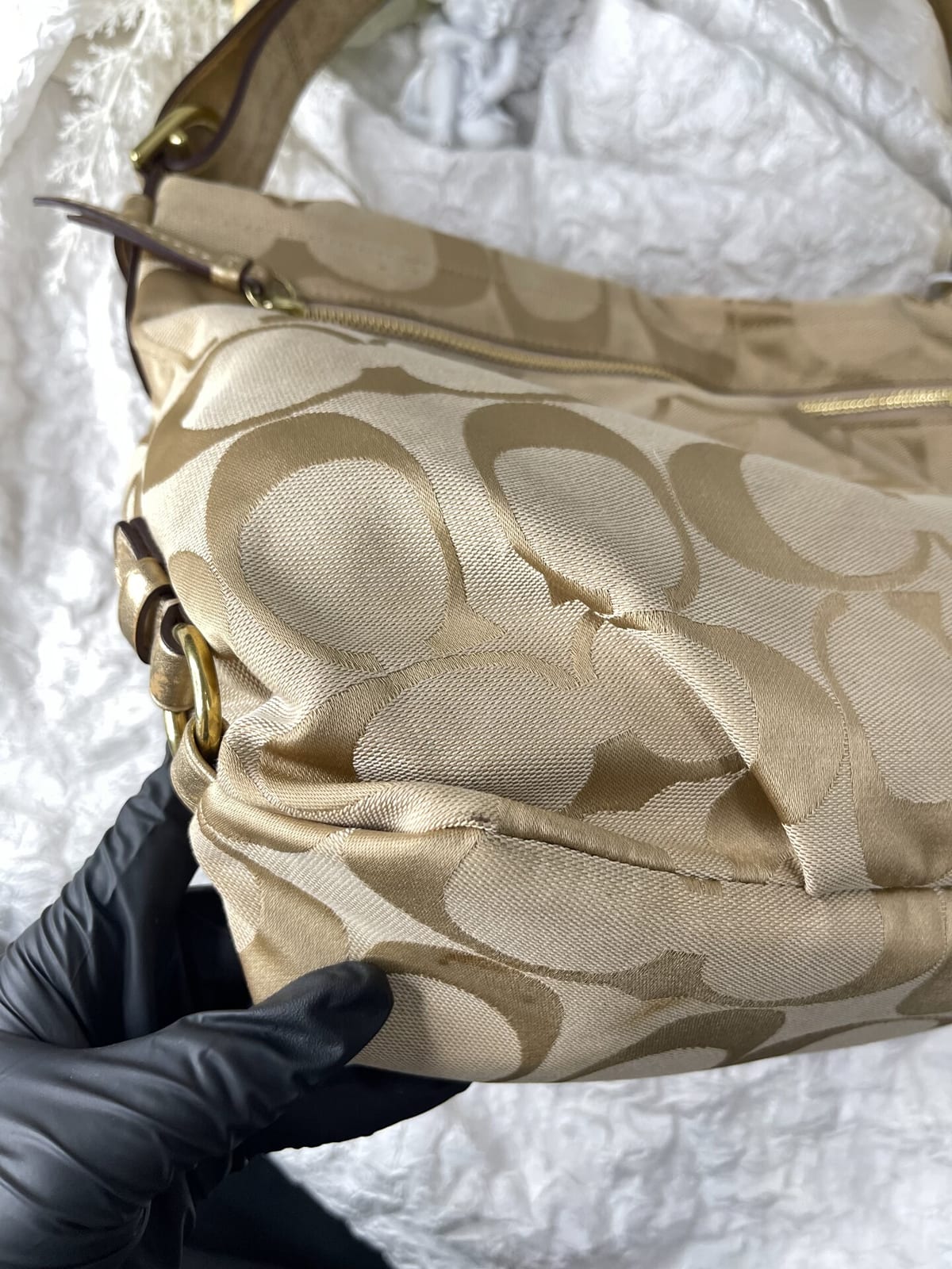 Vintage Coach Tan Signature Hobo Bag 9