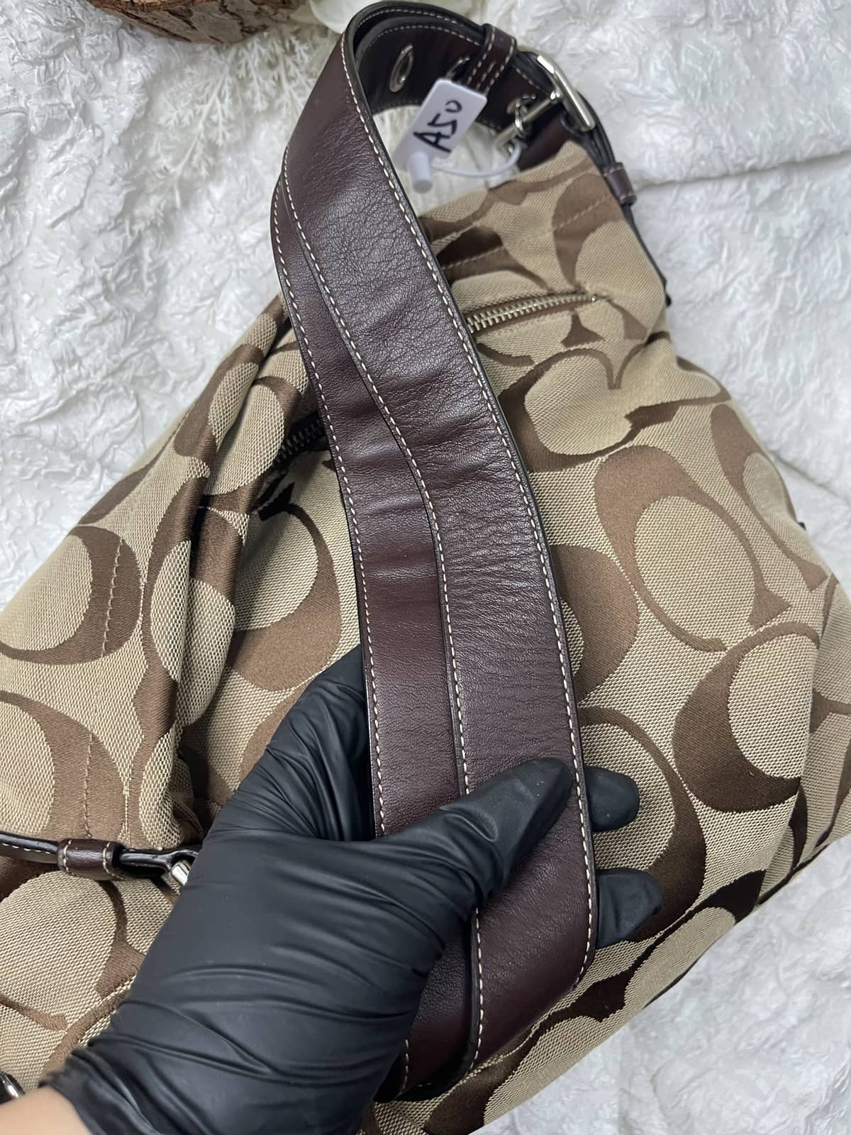 Vintage Coach Brown Signature Shoulder Bag 8