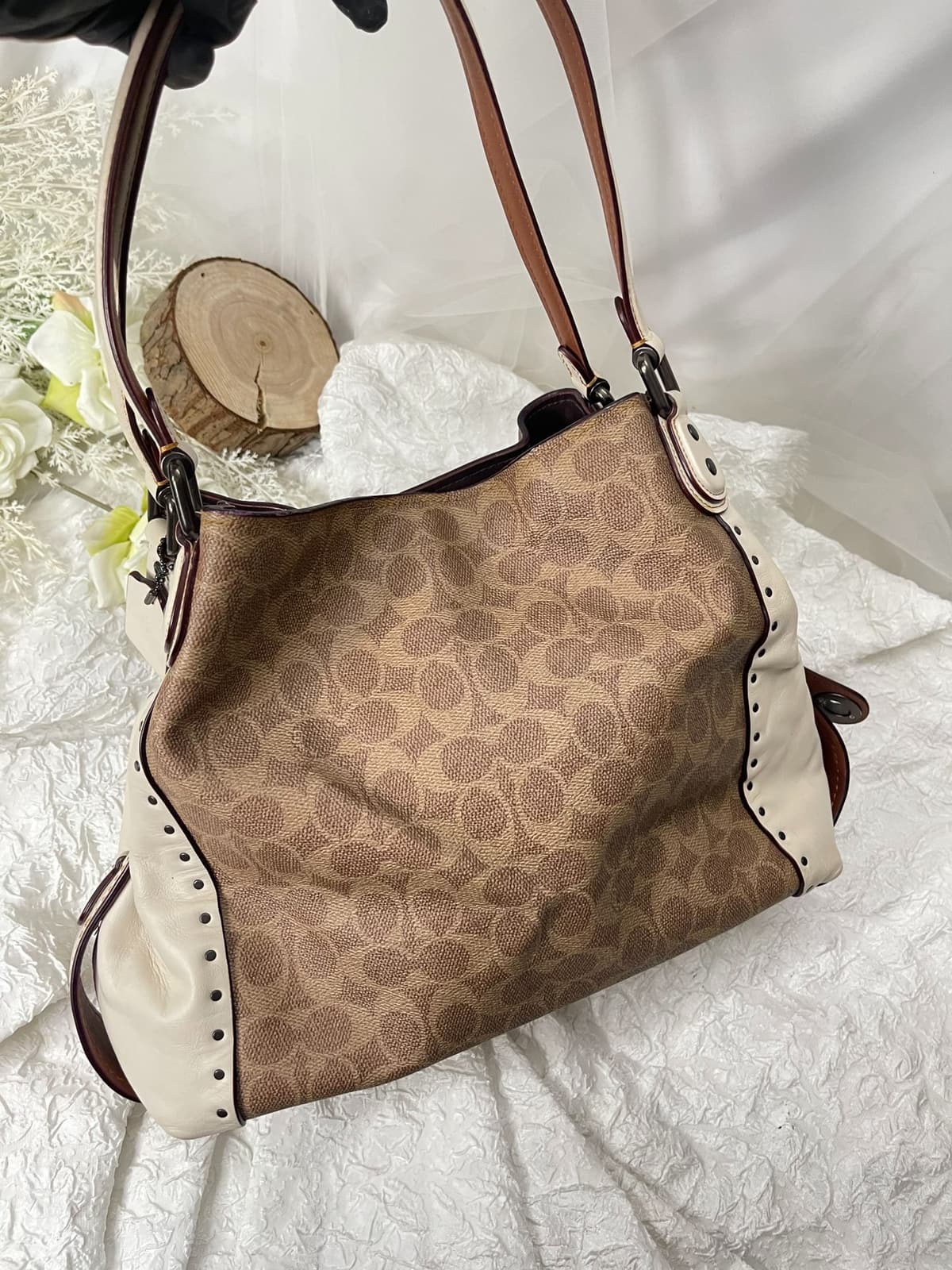 Vintage Coach Tan Signature Hobo Bag 3