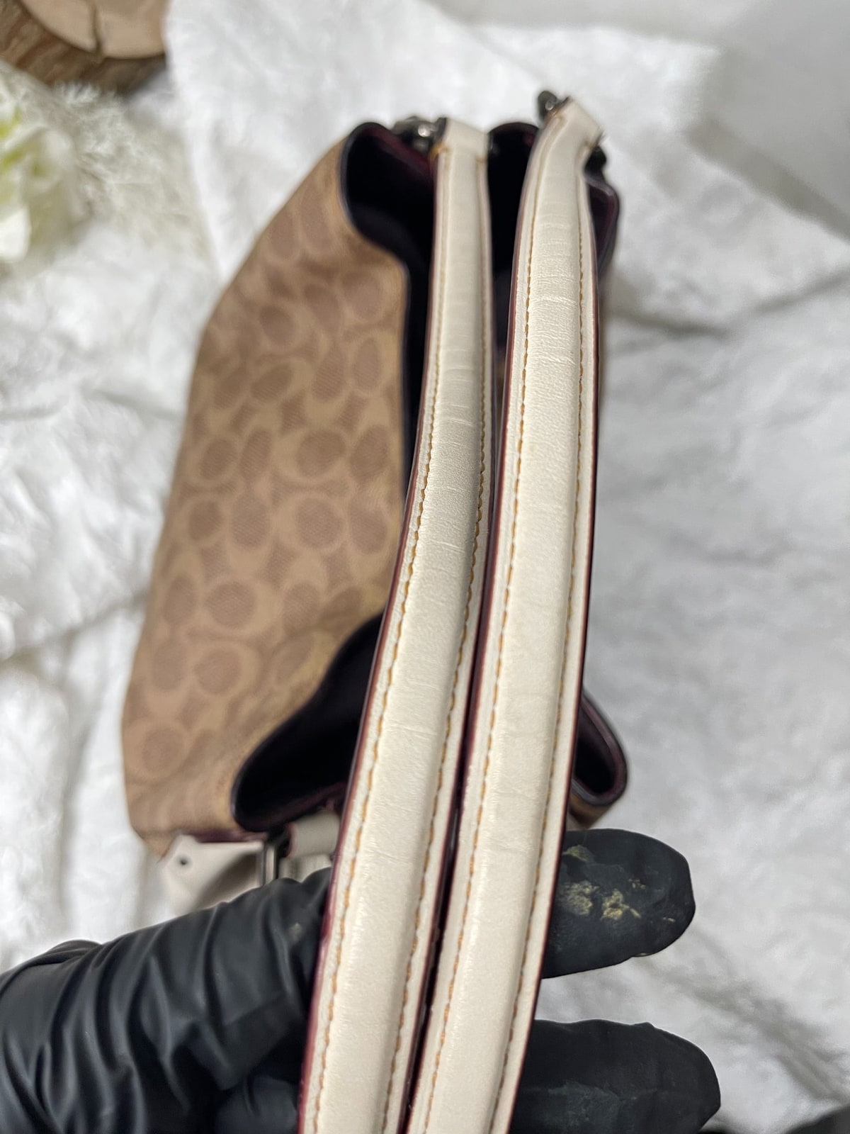 Vintage Coach Tan Signature Hobo Bag 8