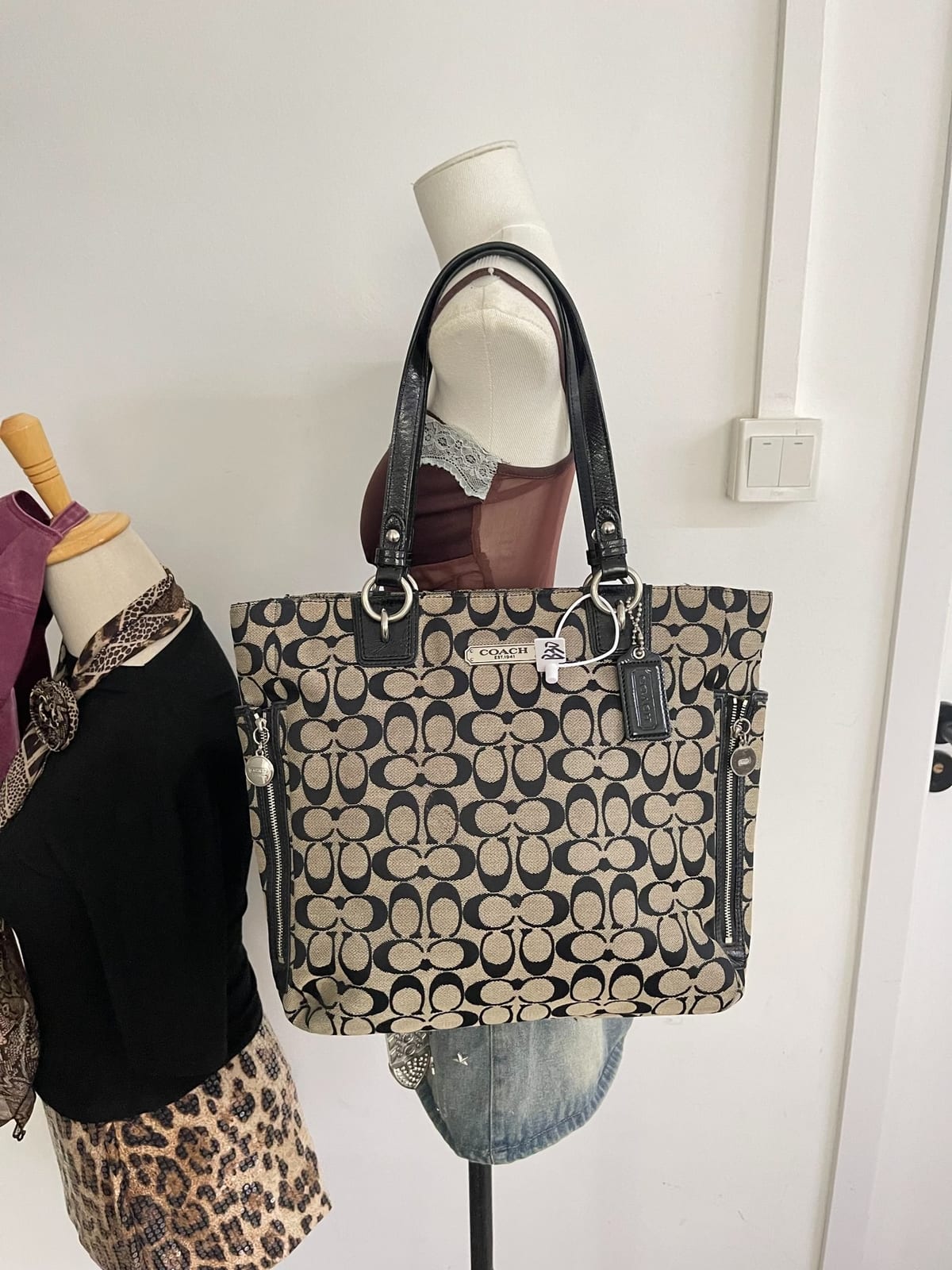 Vintage Coach Black Signature Tote Bag 8