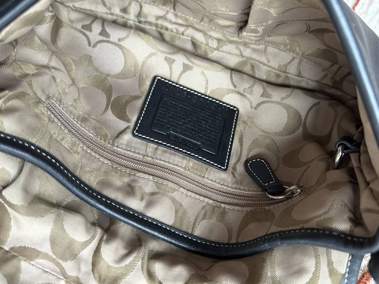 Vintage Coach Black Stitched Mini Hobo Bag 8